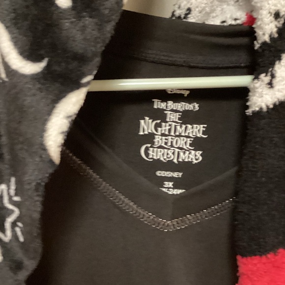 Disney Black Nightmare Before Christmas Pajama set - Picture 2 of 2